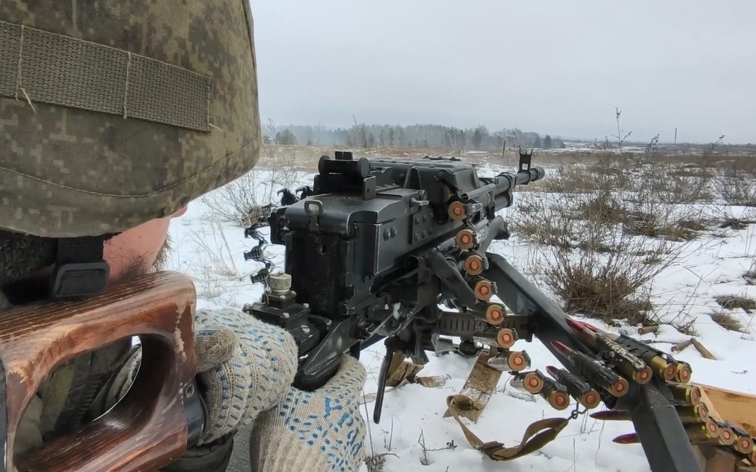 Lực lượng cơ giới Nga tập bắn đạn thật các loại súng chế áp hỏa điểm Ukraine